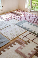 Dottie Tufted Wool Shag Dotted Rug