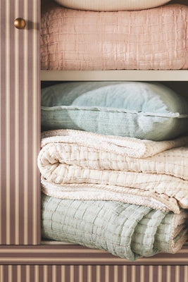 Mira Cotton Sherpa Fleece Reverse Woven Throw Blanket