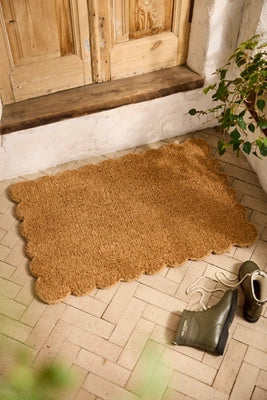 Scalloped Coir Doormat